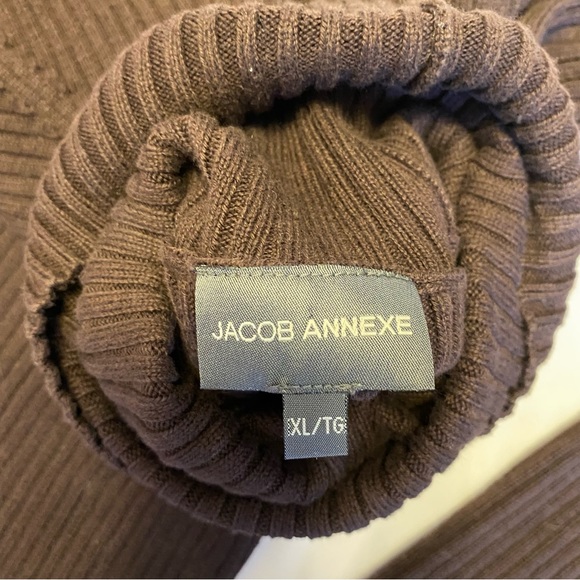 Thick brown turtleneck - Picture 5 of 5